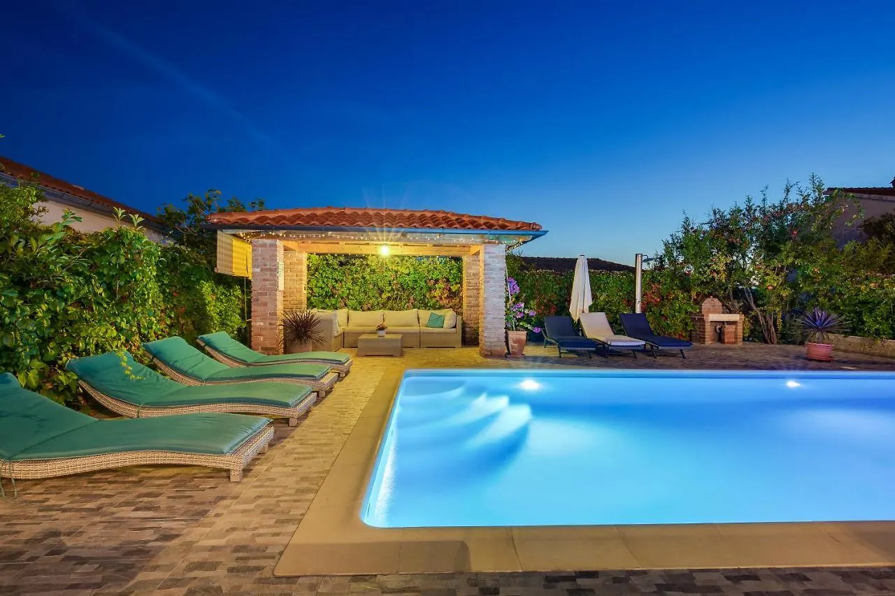 Juric Apartments-Rab Palit 0*,  Croazia